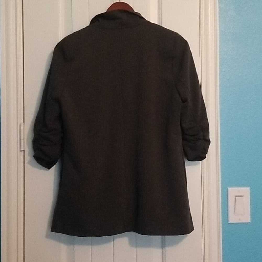 Gray Half Sleeve Scrunched Blazer - image 4
